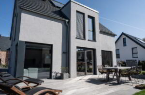 Einfamilienhaus mit Grauer Putzfassade